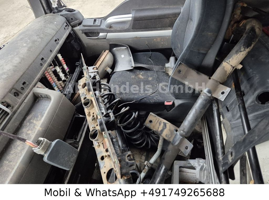 Tractor head MAN TGX 18.440 XLX BL *Retarder/ADR/ACC/LDW MAN TGX 18.440 XLX BL *Retarder/ADR/ACC/LDW: gambar 27 Tractor head MAN TGX 18.440 XLX BL *Retarder/ADR/ACC/LDW MAN TGX 18.440 XLX BL *Retarder/ADR/ACC/LDW: gambar 27