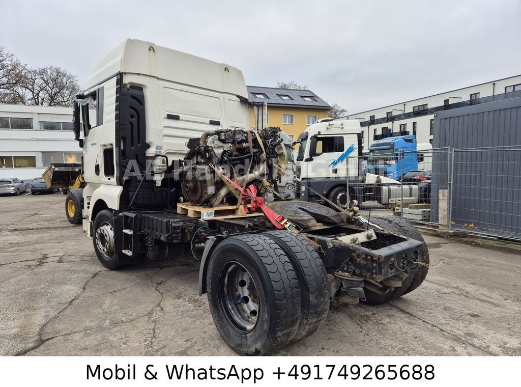 MAN TGX 18.440 XLX BL *Retarder/ADR/ACC/LDW MAN TGX 18.440 XLX BL *Retarder/ADR/ACC/LDW - Tractor head: gambar 3 MAN TGX 18.440 XLX BL *Retarder/ADR/ACC/LDW MAN TGX 18.440 XLX BL *Retarder/ADR/ACC/LDW - Tractor head: gambar 3