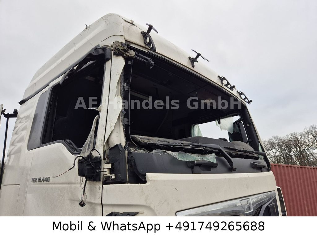Tractor head MAN TGX 18.440 XLX BL *Retarder/ADR/ACC/LDW MAN TGX 18.440 XLX BL *Retarder/ADR/ACC/LDW: gambar 17 Tractor head MAN TGX 18.440 XLX BL *Retarder/ADR/ACC/LDW MAN TGX 18.440 XLX BL *Retarder/ADR/ACC/LDW: gambar 17