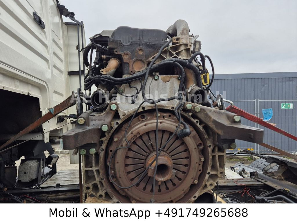 Tractor head MAN TGX 18.440 XLX BL *Retarder/ADR/ACC/LDW MAN TGX 18.440 XLX BL *Retarder/ADR/ACC/LDW: gambar 12 Tractor head MAN TGX 18.440 XLX BL *Retarder/ADR/ACC/LDW MAN TGX 18.440 XLX BL *Retarder/ADR/ACC/LDW: gambar 12