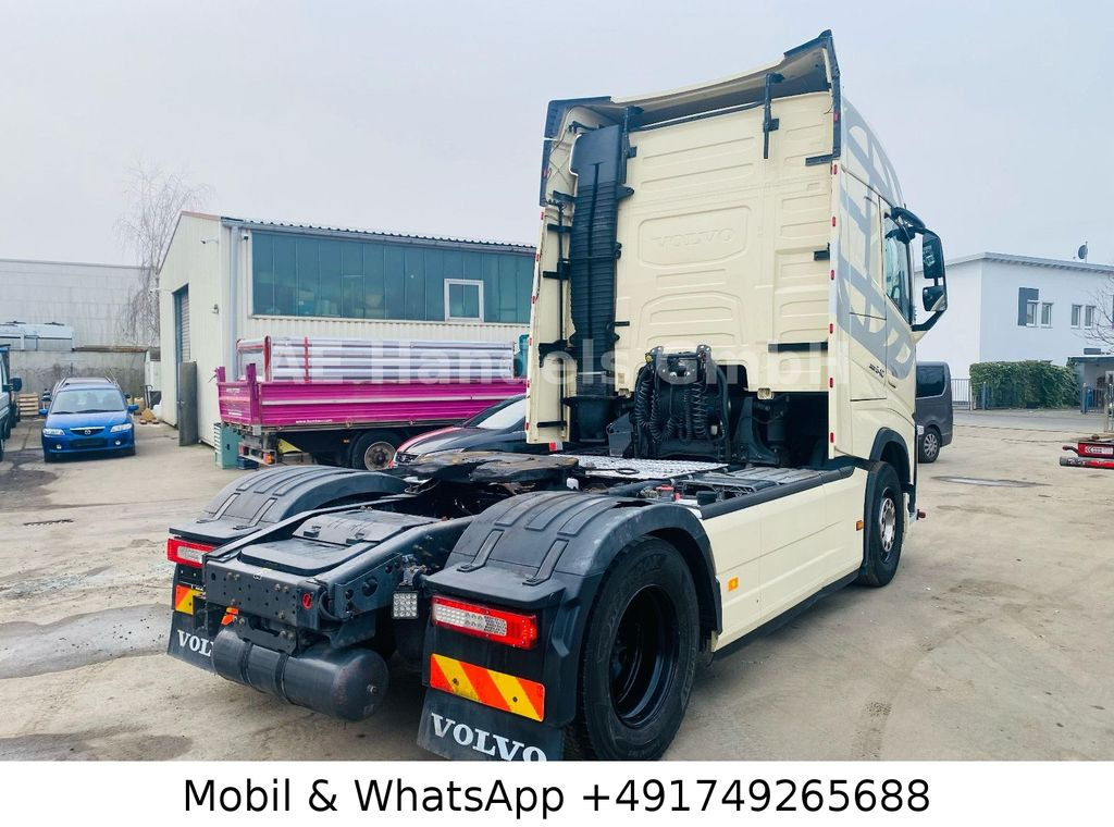 Volvo FH 540 Globe BL I-Shift Dual*VEB/2-KreisHydr/ACC - Tractor head: gambar 5 Volvo FH 540 Globe BL I-Shift Dual*VEB/2-KreisHydr/ACC - Tractor head: gambar 5