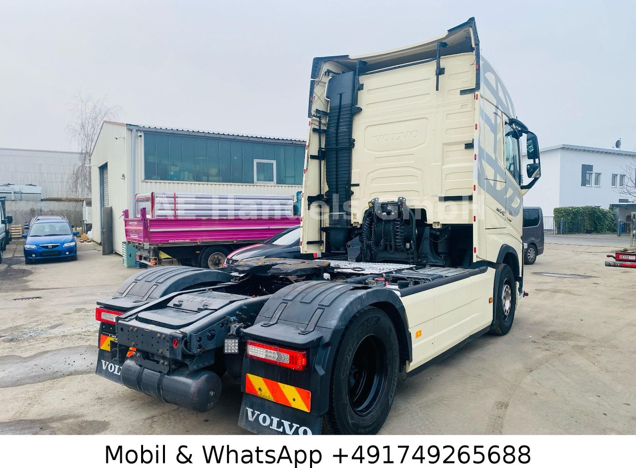 Volvo FH 540 Globe BL I-Shift Dual*VEB/2-KreisHydr/ACC - Tractor head: gambar 3 Volvo FH 540 Globe BL I-Shift Dual*VEB/2-KreisHydr/ACC - Tractor head: gambar 3
