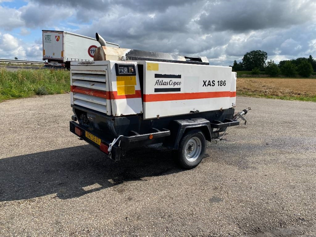 Atlas Copco XAS186DD Euro/Box Certificat CE endommagé - Kompresor udara: gambar 4 Atlas Copco XAS186DD Euro/Box Certificat CE endommagé - Kompresor udara: gambar 4