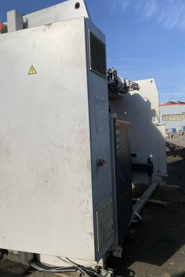BEYELER Presse/Plieuse PR6 2000KNx4100MM endommagé - Mesin press brake: gambar 4 BEYELER Presse/Plieuse PR6 2000KNx4100MM endommagé - Mesin press brake: gambar 4
