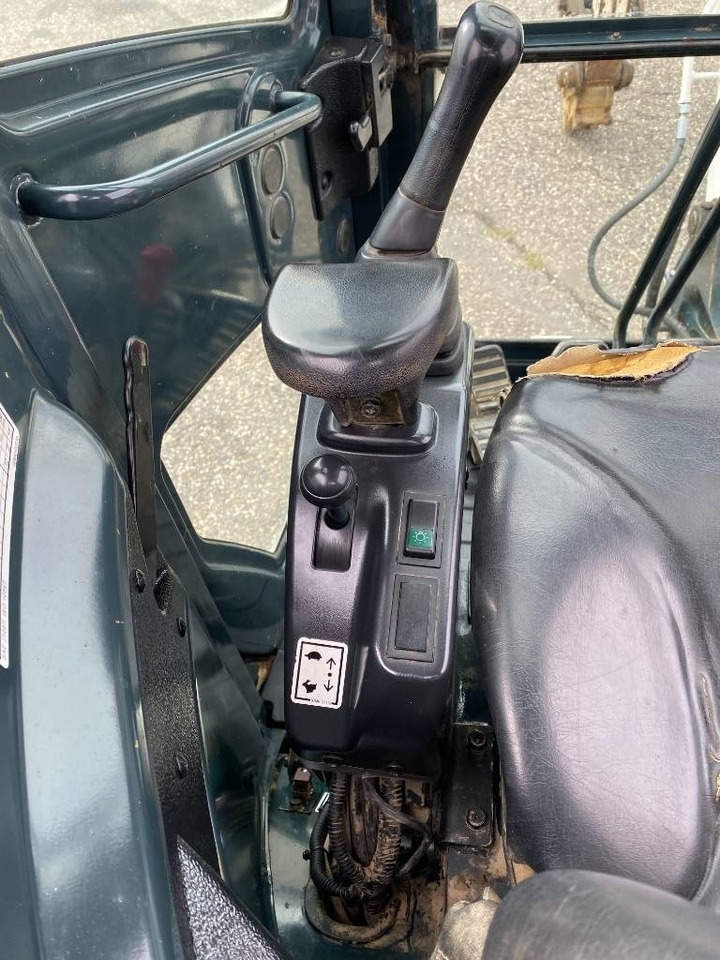 Ekskavator mini Hyundai ROBEX 25Z-9AK Certificat CE endommagée: gambar 30