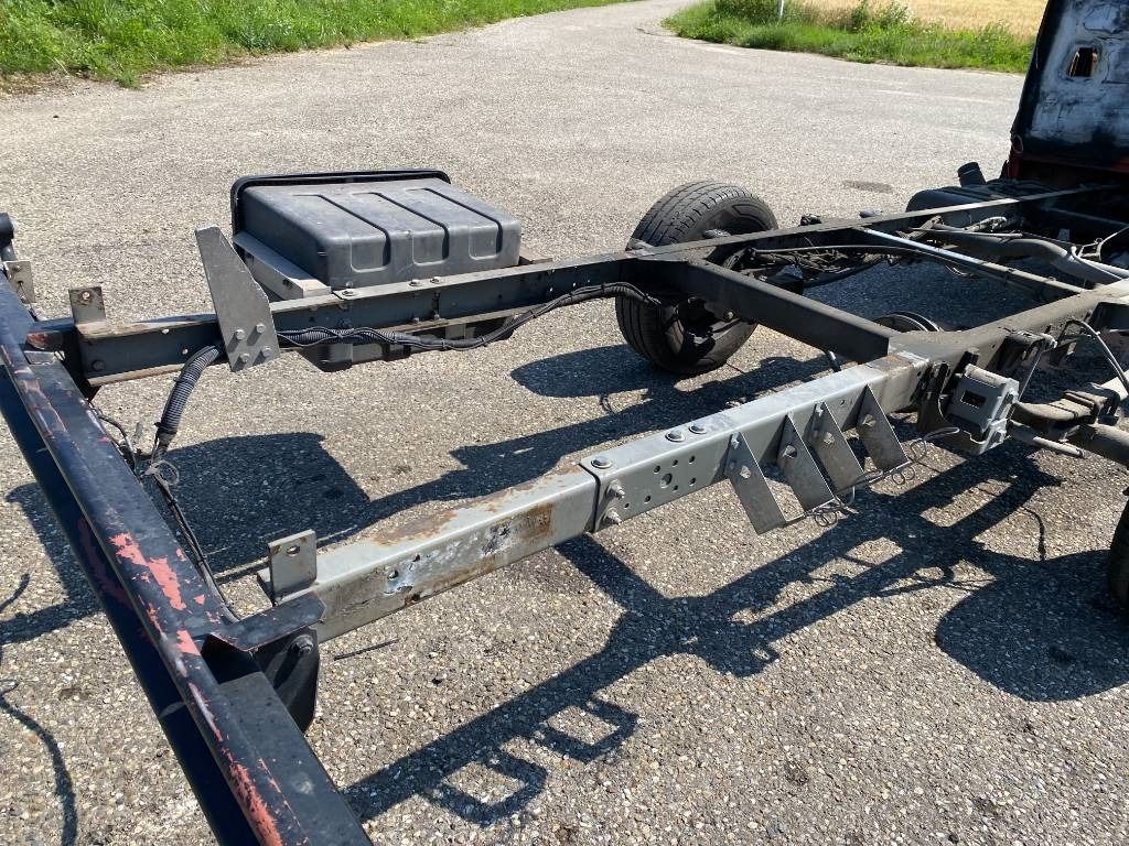Van panel Iveco DAILY 33S12 / 2.3D 115: gambar 28