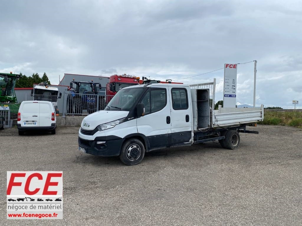 Iveco DAILY 35-140 C14 2.3D/140 / JPM VULCAIN endommagé - Van jungkit, Van kombi: gambar 1 Iveco DAILY 35-140 C14 2.3D/140 / JPM VULCAIN endommagé - Van jungkit, Van kombi: gambar 1