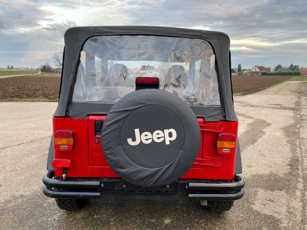 Jeep WRANGLER 2.5i 118 Véhicule d'Origine Française - Mobil SUV: gambar 5 Jeep WRANGLER 2.5i 118 Véhicule d'Origine Française - Mobil SUV: gambar 5