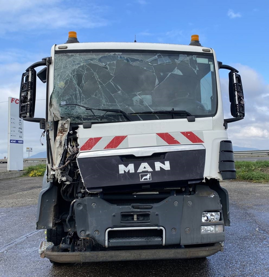 MAN TGS 26.360-6x2 FAUN VR5Z/ZÖLLER endommagé - Truk sampah: gambar 3 MAN TGS 26.360-6x2 FAUN VR5Z/ZÖLLER endommagé - Truk sampah: gambar 3