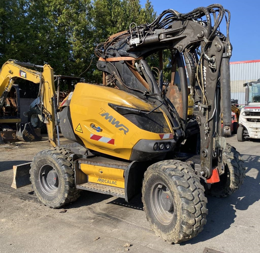 Mecalac 7 MWR Origine Française endommagée - Ekskavator roda: gambar 3 Mecalac 7 MWR Origine Française endommagée - Ekskavator roda: gambar 3