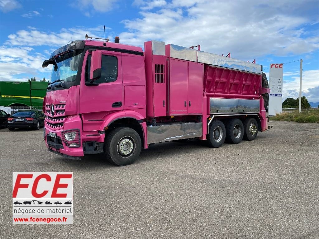 Mercedes-Benz ACTROS 3251/RSP ESE6-RD8000 endommagée - Truk vakum: gambar 1 Mercedes-Benz ACTROS 3251/RSP ESE6-RD8000 endommagée - Truk vakum: gambar 1