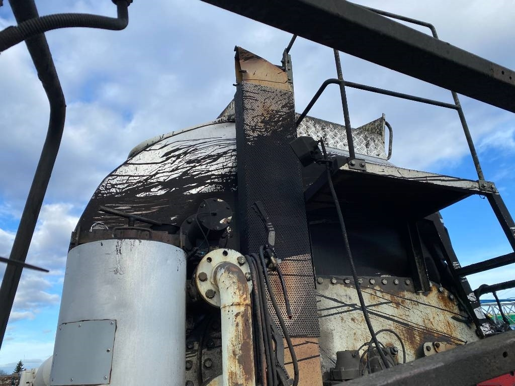 Truk tangki Mercedes-Benz ACTROS Mp2 2536/6x2 BVM -ACMAR CRAON Z12341: gambar 27 Truk tangki Mercedes-Benz ACTROS Mp2 2536/6x2 BVM -ACMAR CRAON Z12341: gambar 27