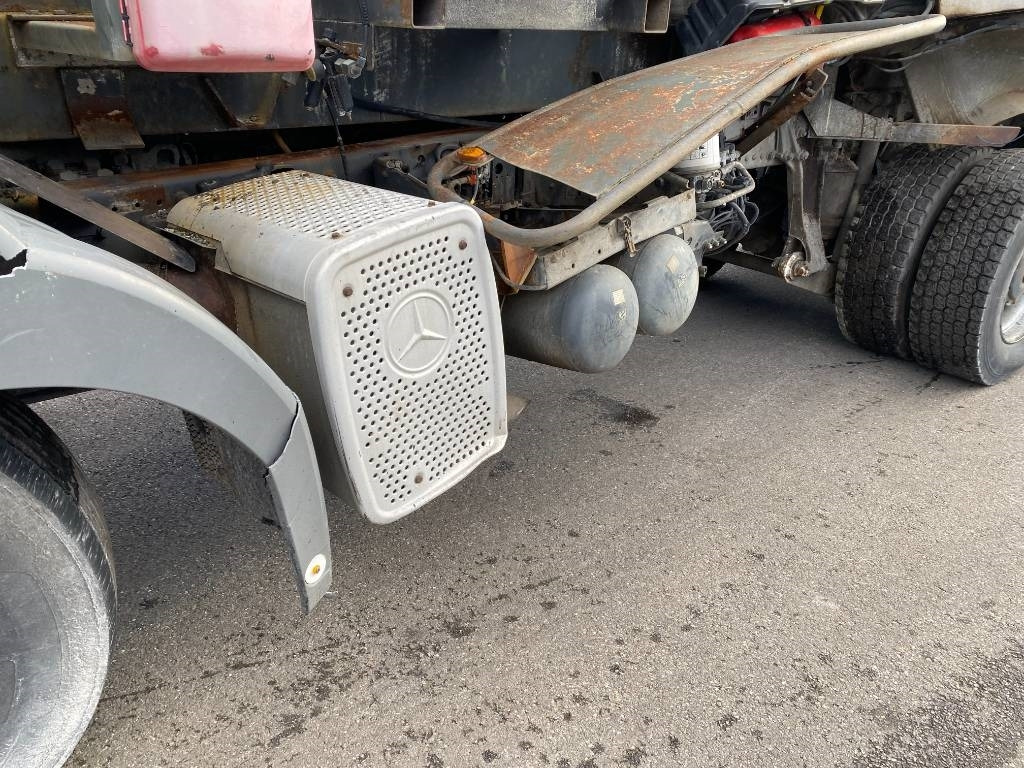 Truk tangki Mercedes-Benz ACTROS Mp2 2536/6x2 BVM -ACMAR CRAON Z12341: gambar 14 Truk tangki Mercedes-Benz ACTROS Mp2 2536/6x2 BVM -ACMAR CRAON Z12341: gambar 14