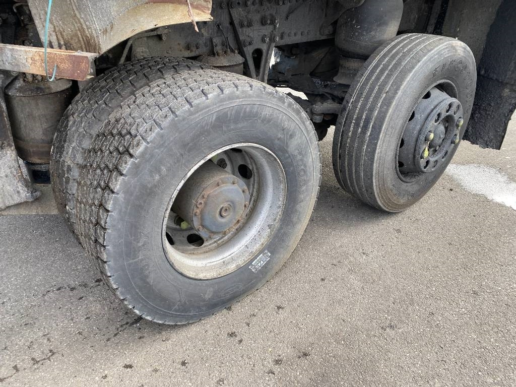 Truk tangki Mercedes-Benz ACTROS Mp2 2536/6x2 BVM -ACMAR CRAON Z12341: gambar 17 Truk tangki Mercedes-Benz ACTROS Mp2 2536/6x2 BVM -ACMAR CRAON Z12341: gambar 17