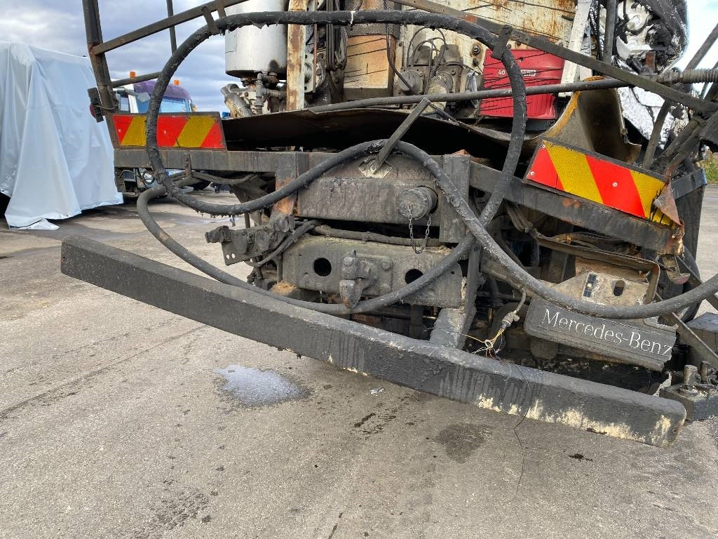 Truk tangki Mercedes-Benz ACTROS Mp2 2536/6x2 BVM -ACMAR CRAON Z12341: gambar 31 Truk tangki Mercedes-Benz ACTROS Mp2 2536/6x2 BVM -ACMAR CRAON Z12341: gambar 31