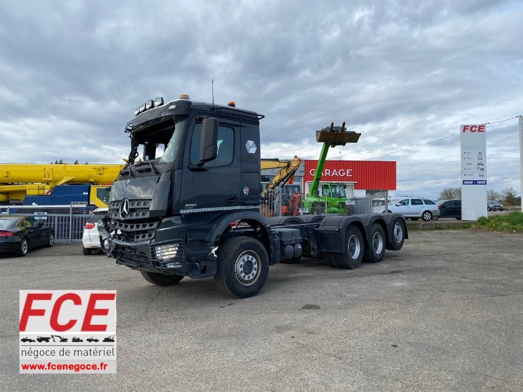 Mercedes-Benz AROCS 3751 8x4 / 1er Main endommagé - Truk sasis: gambar 1 Mercedes-Benz AROCS 3751 8x4 / 1er Main endommagé - Truk sasis: gambar 1