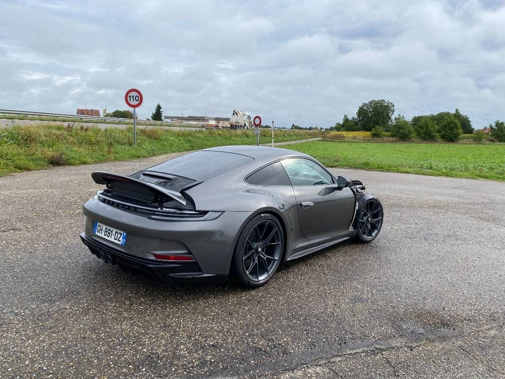 Porsche 911/ 992 - 4.0i GT3 Pack Touring 1er Main - Mobil: gambar 4 Porsche 911/ 992 - 4.0i GT3 Pack Touring 1er Main - Mobil: gambar 4