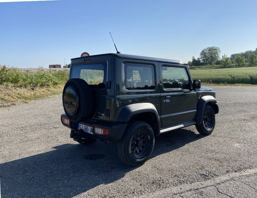 Suzuki JIMNY 1.5i 102/AllGrip endommagé - Mobil: gambar 4 Suzuki JIMNY 1.5i 102/AllGrip endommagé - Mobil: gambar 4