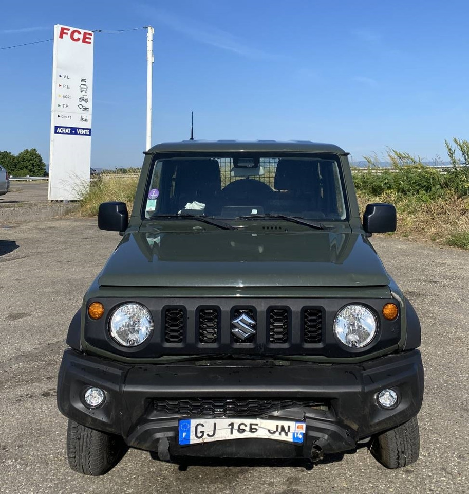 Suzuki JIMNY 1.5i 102/AllGrip endommagé - Mobil: gambar 2 Suzuki JIMNY 1.5i 102/AllGrip endommagé - Mobil: gambar 2