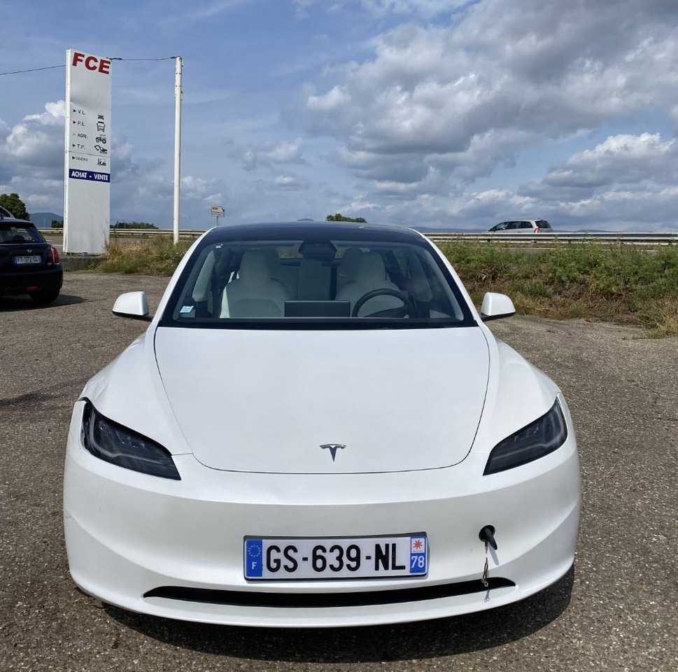 Tesla MODEL 3 5YJ3 Carte Grise Française endommagée  - Mobil: gambar 2 Tesla MODEL 3 5YJ3 Carte Grise Française endommagée  - Mobil: gambar 2