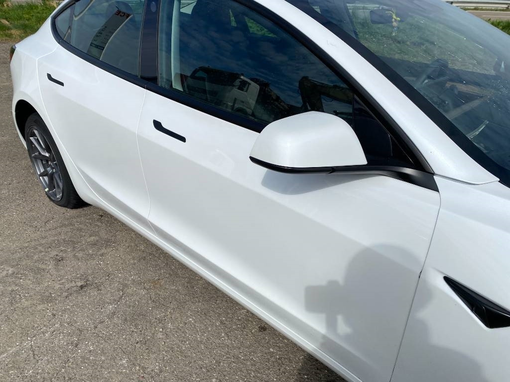 Mobil sedan Tesla MODEL 3 - 5YJ3 Rwd Origine Française: gambar 46