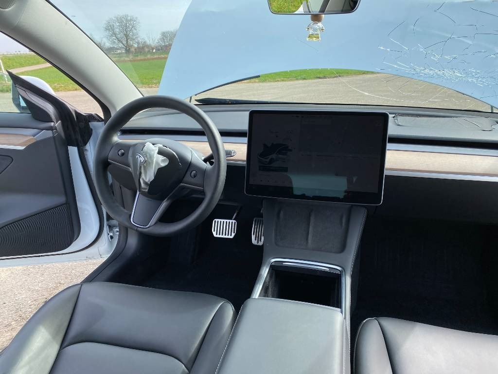 Mobil sedan Tesla MODEL 3 - 5YJ3 Rwd Origine Française: gambar 13