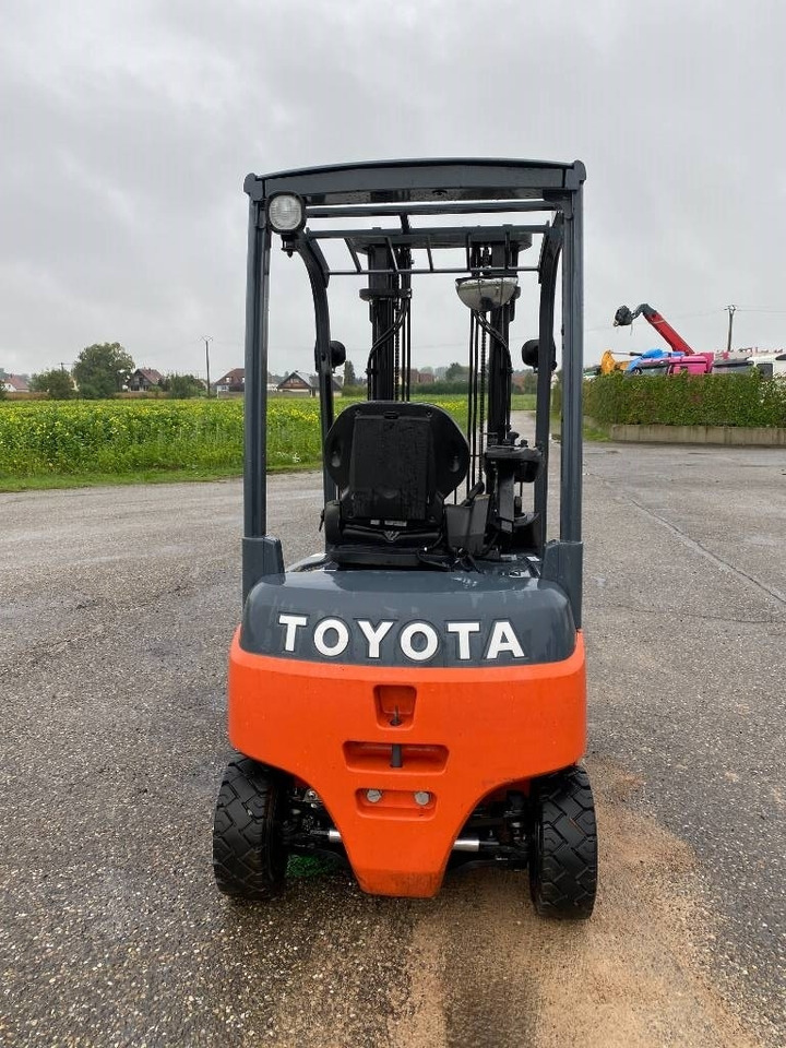 Toyota TRAIGO 48/16-8FBMK16T endommagé - Forklift listrik: gambar 4 Toyota TRAIGO 48/16-8FBMK16T endommagé - Forklift listrik: gambar 4