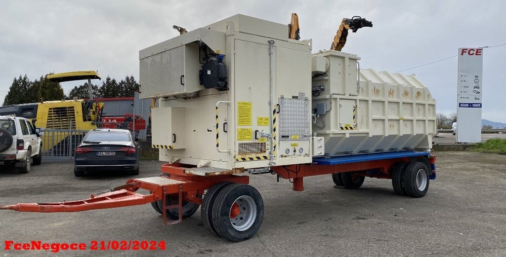 UNIVAC ASPIRATEUR MOBILE UNIVAC SC90DAV9AR-C - Truk vakum: gambar 1 UNIVAC ASPIRATEUR MOBILE UNIVAC SC90DAV9AR-C - Truk vakum: gambar 1