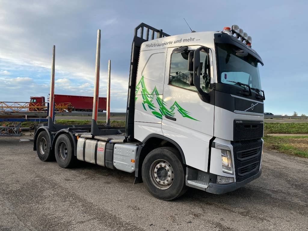 Volvo FH 460 6x4 /E6 VEB - Truk logging: gambar 3 Volvo FH 460 6x4 /E6 VEB - Truk logging: gambar 3