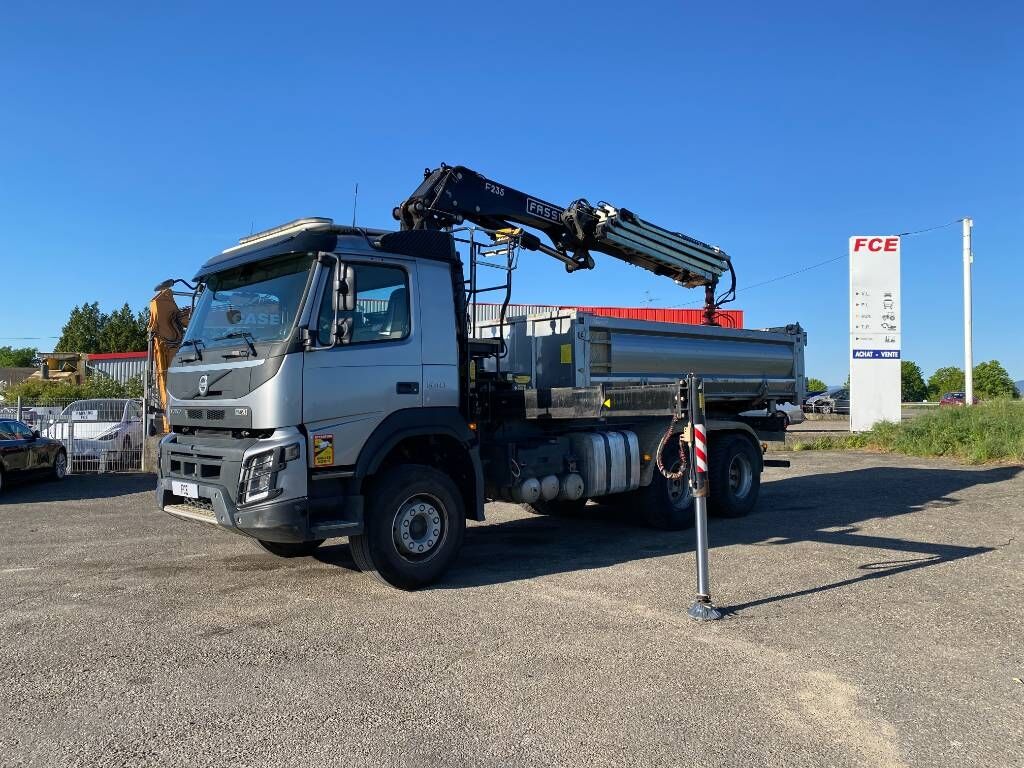 Volvo FMX 540 VEB/TROUILLET-FASSI F235A 1er Main - Truk jungkit: gambar 2 Volvo FMX 540 VEB/TROUILLET-FASSI F235A 1er Main - Truk jungkit: gambar 2