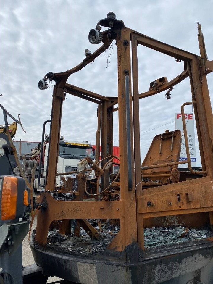 Wheel loader Yanmar V 100 / Certificat CE endommagée: gambar 23