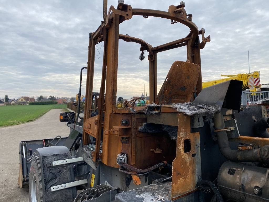 Wheel loader Yanmar V 100 / Certificat CE endommagée: gambar 26