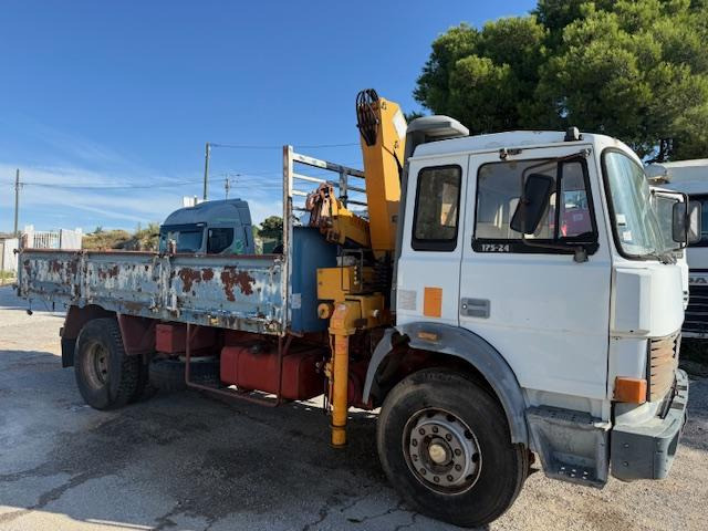 Iveco UNIC 175-24 BENNE GRUE - Truk jungkit, Truk derek: gambar 2 Iveco UNIC 175-24 BENNE GRUE - Truk jungkit, Truk derek: gambar 2