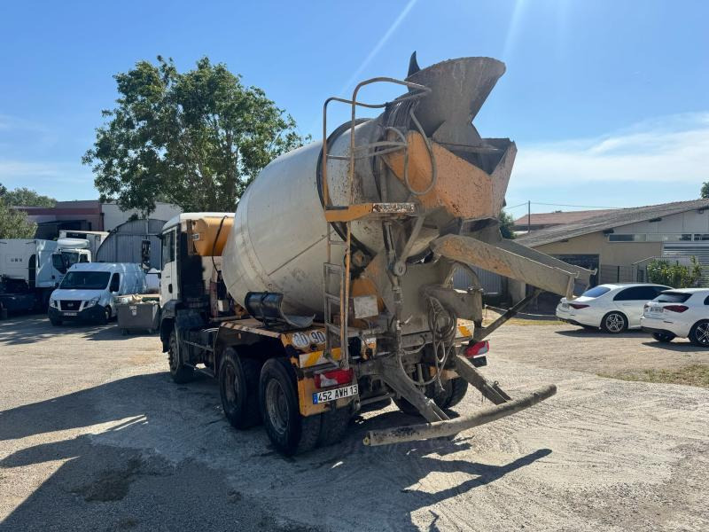 MAN TGA 26.350 - Truk pengaduk beton: gambar 4 MAN TGA 26.350 - Truk pengaduk beton: gambar 4