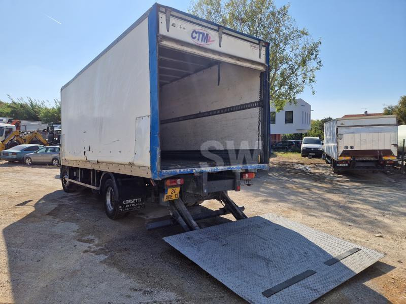 Renault DCI 220 - Truk box: gambar 3 Renault DCI 220 - Truk box: gambar 3