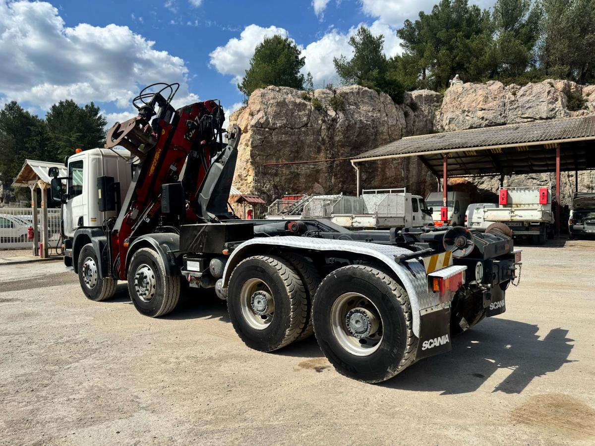 Scania C 124 420 - Hook lift: gambar 4 Scania C 124 420 - Hook lift: gambar 4