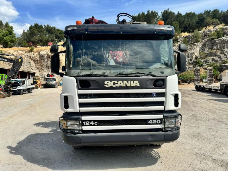 Scania C 124 420 - Hook lift: gambar 2 Scania C 124 420 - Hook lift: gambar 2