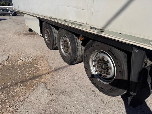 Schmitz Cargobull SCHMITZ CARGOBULL CARRIER MULTI - Semi-trailer berpendingin: gambar 5 Schmitz Cargobull SCHMITZ CARGOBULL CARRIER MULTI - Semi-trailer berpendingin: gambar 5