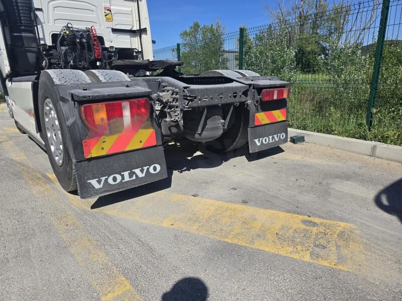 Volvo FH 500 - Tractor head: gambar 4 Volvo FH 500 - Tractor head: gambar 4