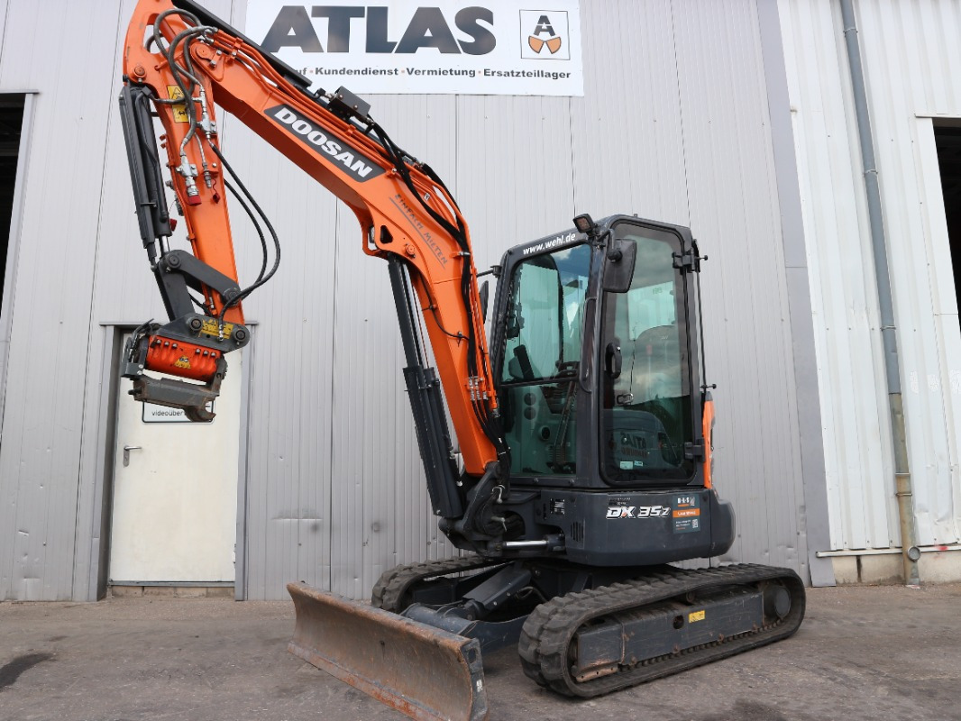 Doosan DX35Z-7 - Ekskavator mini: gambar 1 Doosan DX35Z-7 - Ekskavator mini: gambar 1