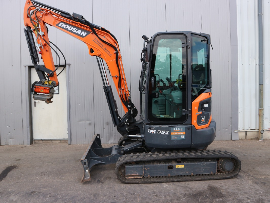 Doosan DX35Z-7 - Ekskavator mini: gambar 2 Doosan DX35Z-7 - Ekskavator mini: gambar 2