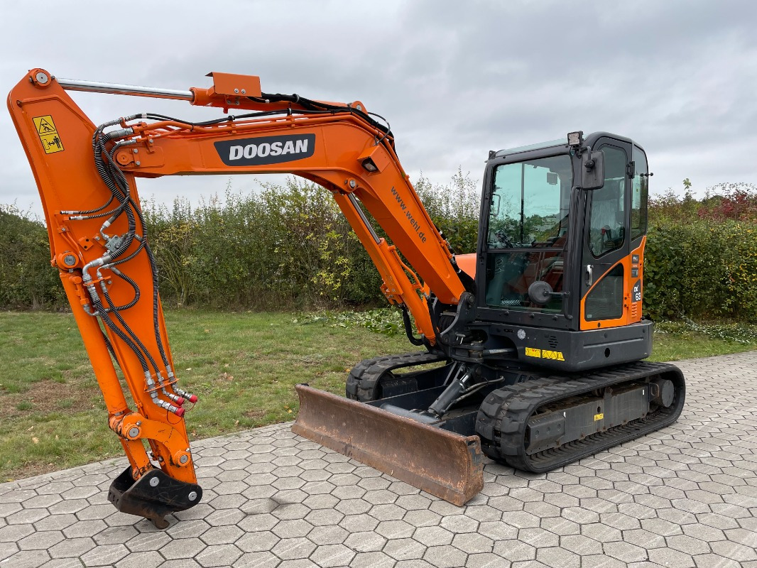 Doosan DX63-3 - Ekskavator mini: gambar 1 Doosan DX63-3 - Ekskavator mini: gambar 1