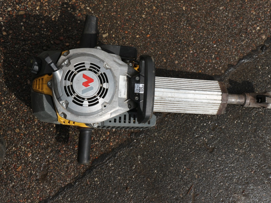 Neuson BH65 - Palu hidrolik: gambar 3 Neuson BH65 - Palu hidrolik: gambar 3