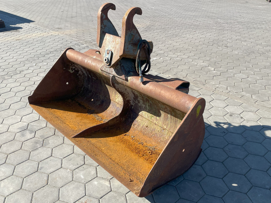 UNIVERSALLÖFFEL 2.000 MM - Ember: gambar 1 UNIVERSALLÖFFEL 2.000 MM - Ember: gambar 1