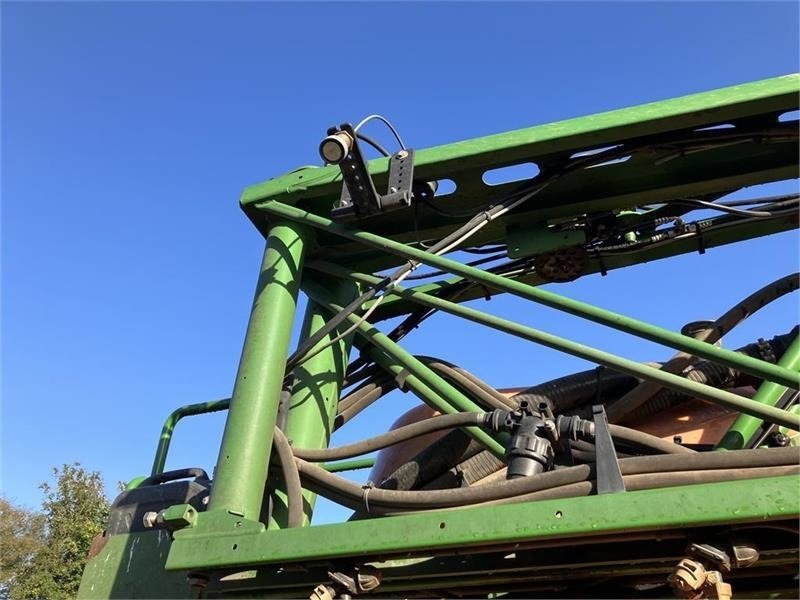 Amazone UX 4200 24m - Penyemprot tertinggal: gambar 4 Amazone UX 4200 24m - Penyemprot tertinggal: gambar 4