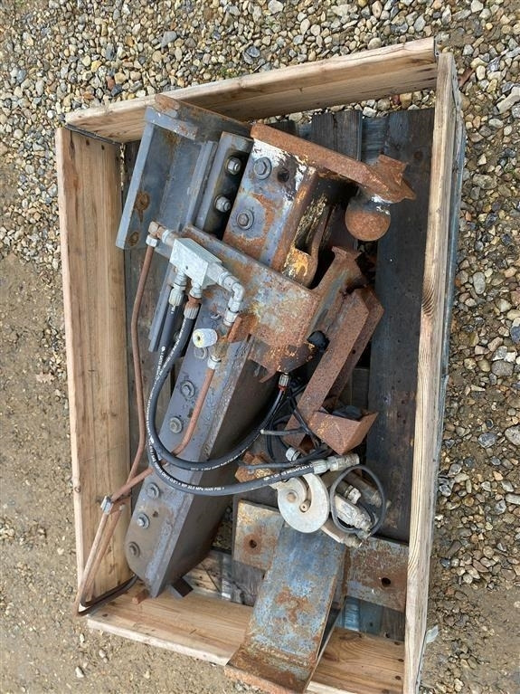 Claas Hitch Kugletræk - Skrup cepat untuk Pemanen hijauan: gambar 1 Claas Hitch Kugletræk - Skrup cepat untuk Pemanen hijauan: gambar 1