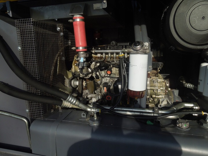 Atlas Copco XAMS367 - Kompresor udara: gambar 2 Atlas Copco XAMS367 - Kompresor udara: gambar 2