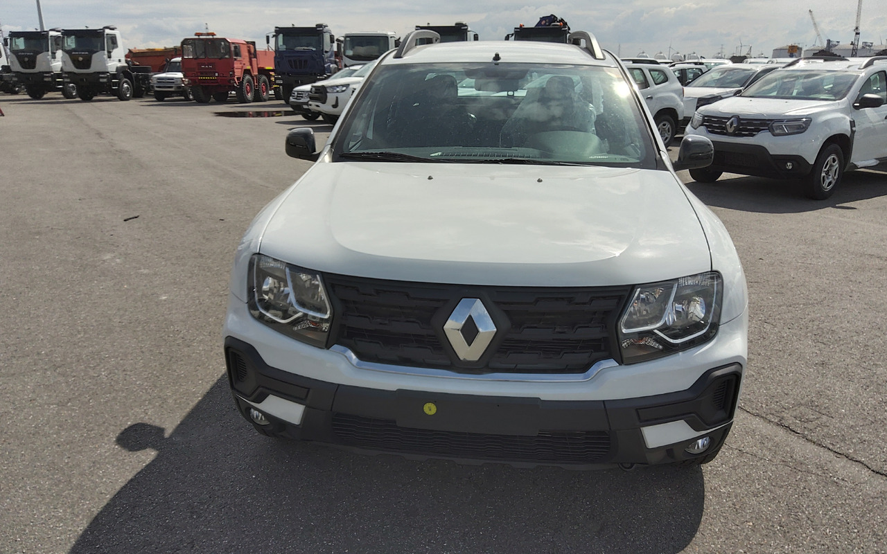 Renault Oroch Pick-up 4x2 1.6L Petrol Manual new model - Truk pikap: gambar 2 Renault Oroch Pick-up 4x2 1.6L Petrol Manual new model - Truk pikap: gambar 2