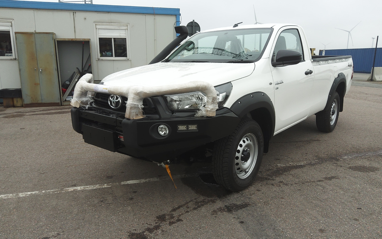 Toyota Hilux / Revo RHD Pick-up single Cab 2.8L Diesel Manual - Truk pikap: gambar 1 Toyota Hilux / Revo RHD Pick-up single Cab 2.8L Diesel Manual - Truk pikap: gambar 1