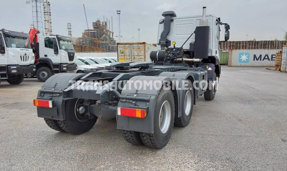 Iveco Astra HD9 64.44T 12.9L DIESEL - Tractor head: gambar 2 Iveco Astra HD9 64.44T 12.9L DIESEL - Tractor head: gambar 2
